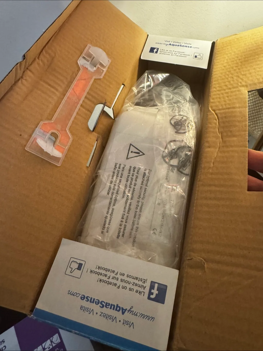 AquaSense Toilet Seat Riser - Elongated image indicator(2)