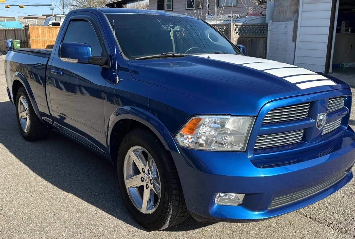 2011 Dodge Ram 1500 Reg Cab 4x4 thumbnail