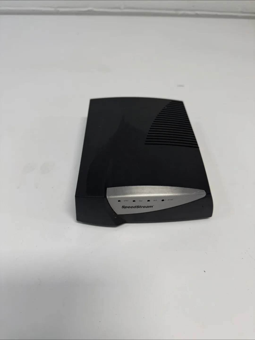Efficient Networks SpeedStream 5360 Ethernet ADSL Modem thumbnail