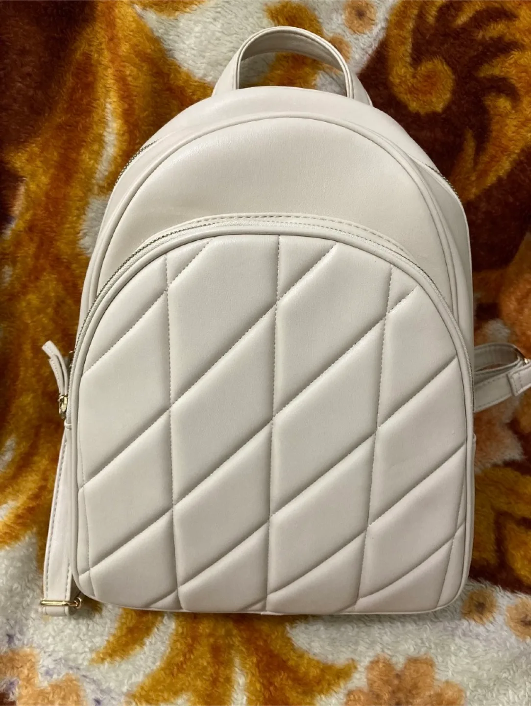 Beige Quilted Pattern Backpack thumbnail