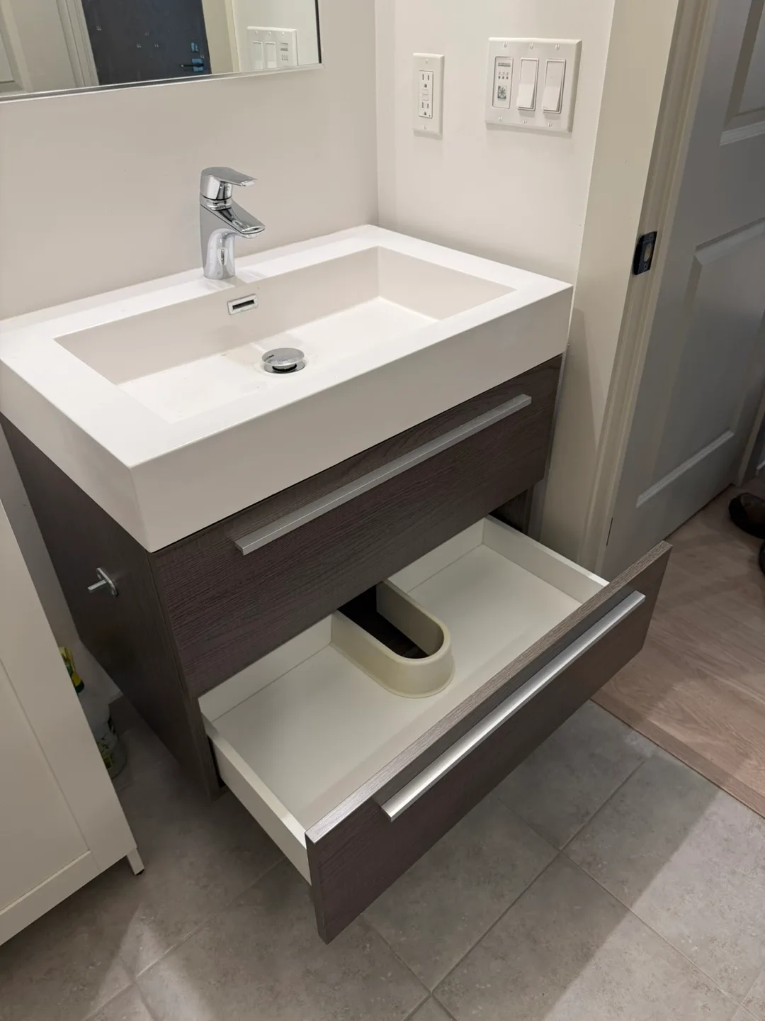 30” Floating Vanity image indicator(3)