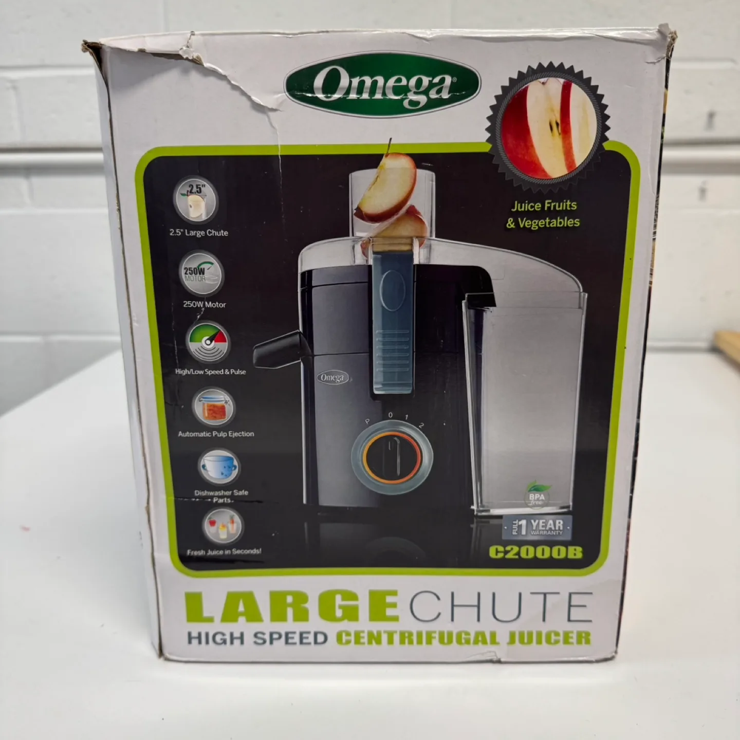 Omega C2000B Large Chute Juicer image indicator(3)