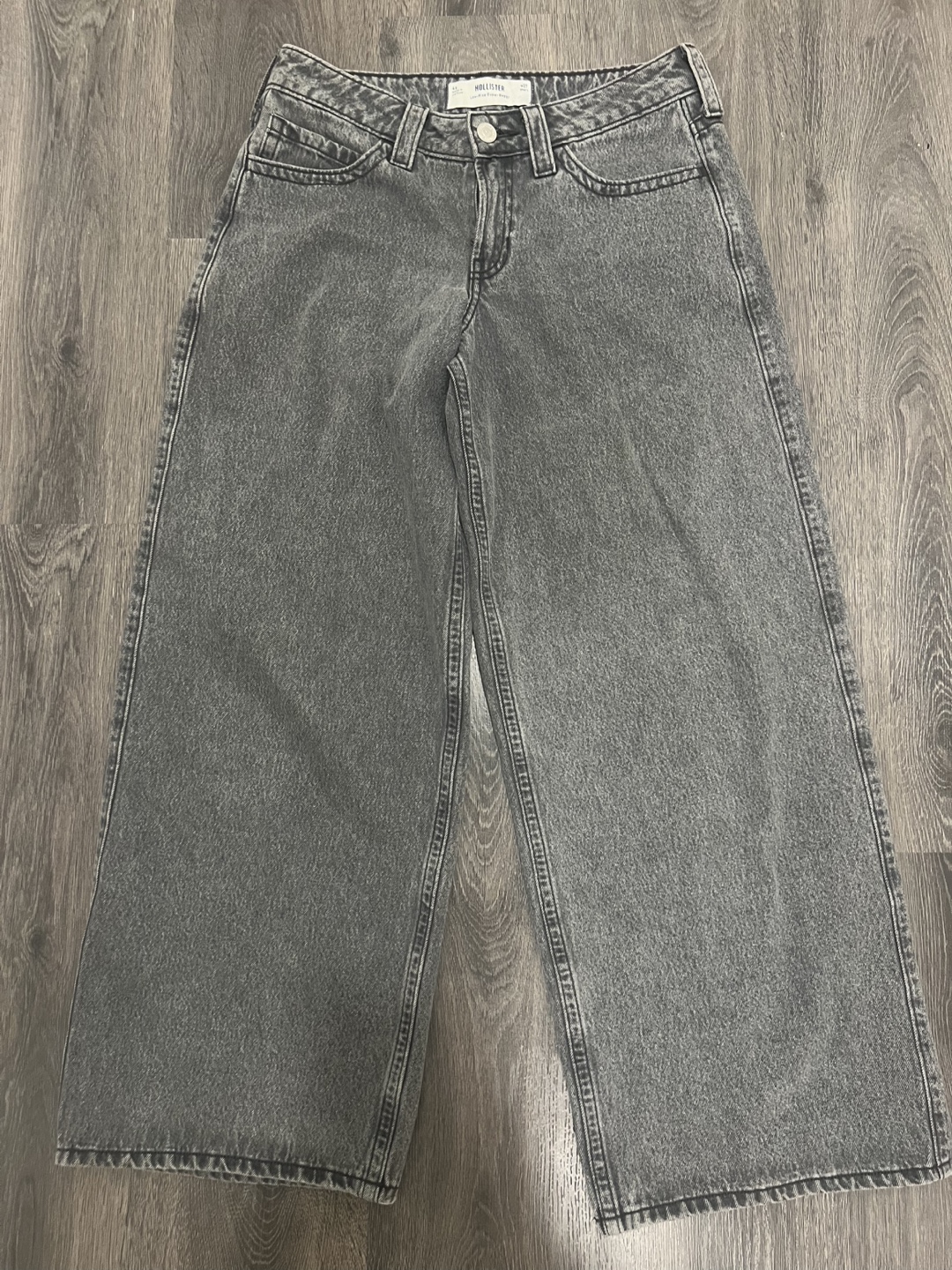 Hollister Jeans & Uniqlo pants - photo 4