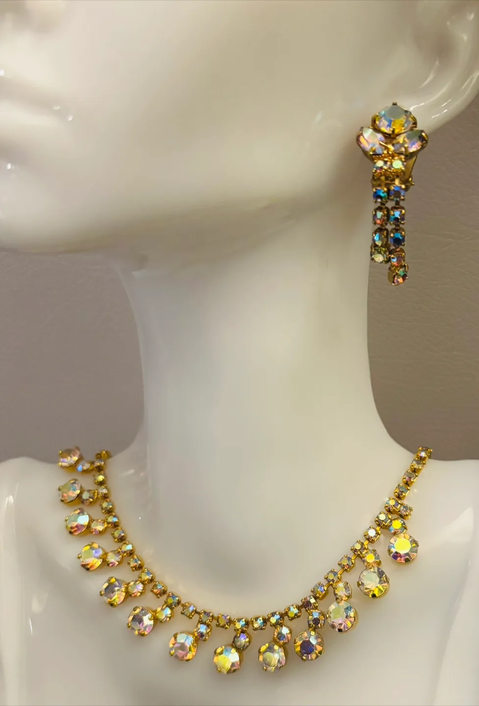 Vintage Necklace & Earrings Set thumbnail