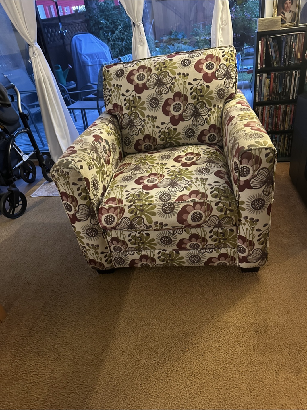 Floral Pattern Armchair - photo 3