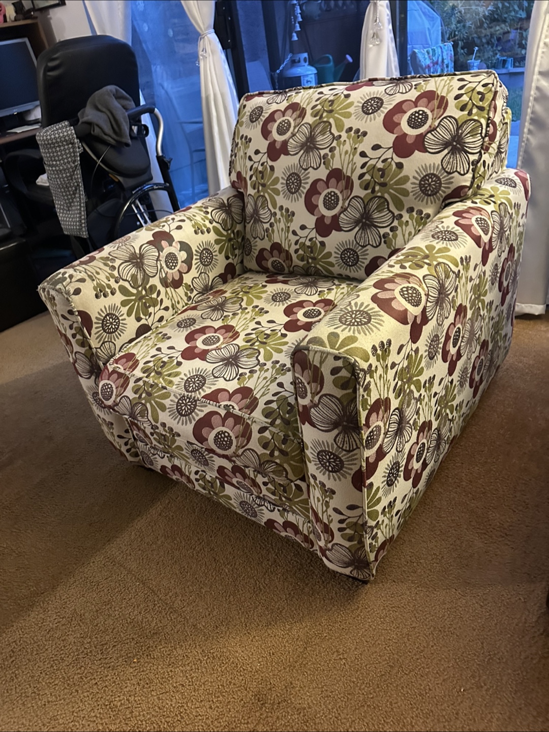 Floral Pattern Armchair - photo 4