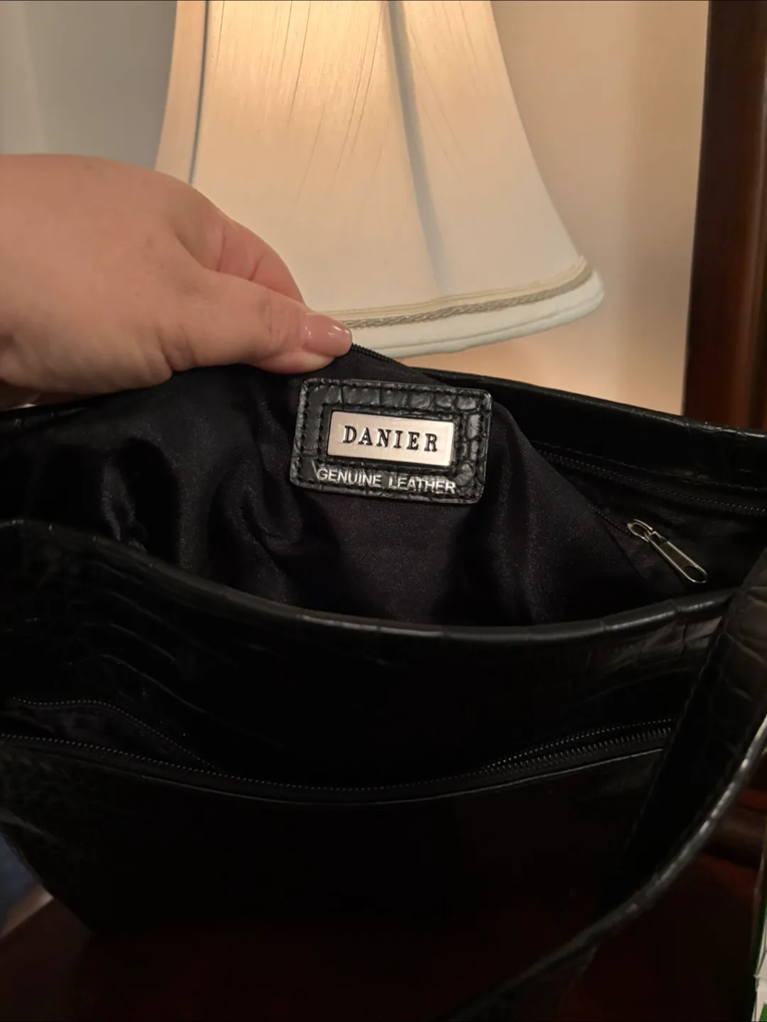 Danier Black Leather Shoulder Bag image indicator(3)