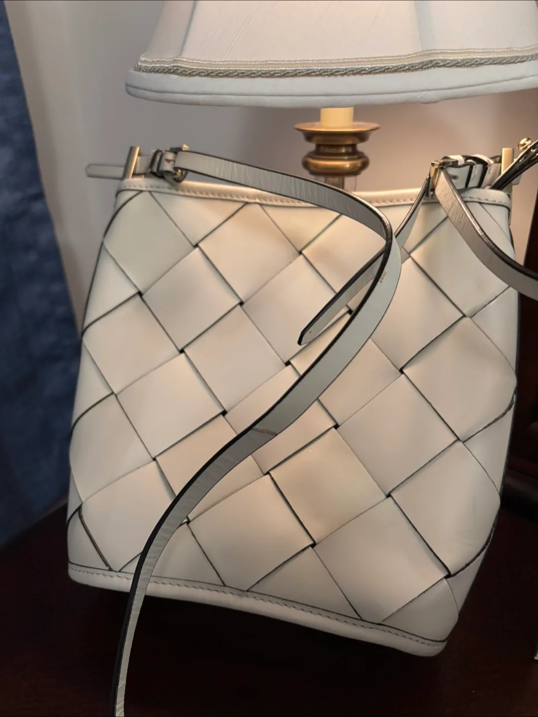 Zara Woman White Woven Shoulder Bag thumbnail