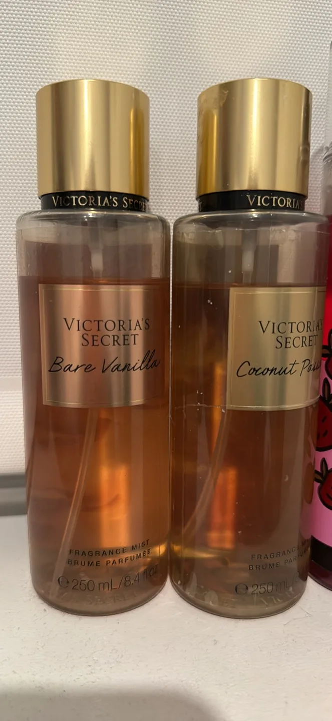 Victoria's Secret  Bare Vanilla & Coconut Passion thumbnail