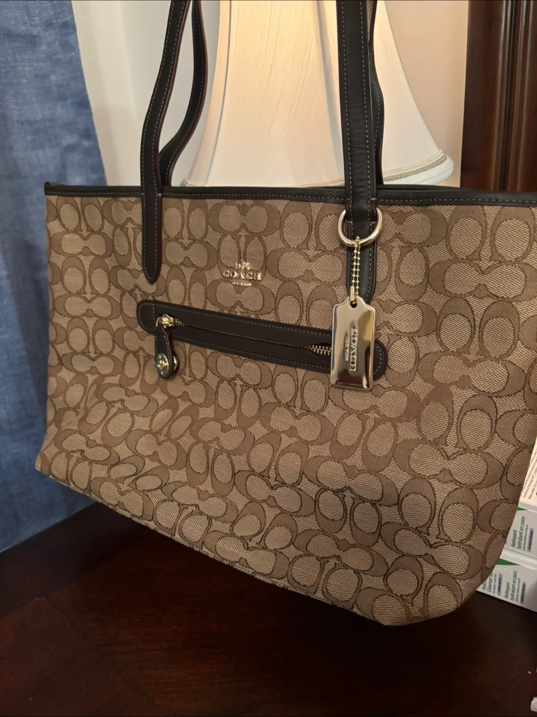 Coach Signature East West Tote image indicator(2)