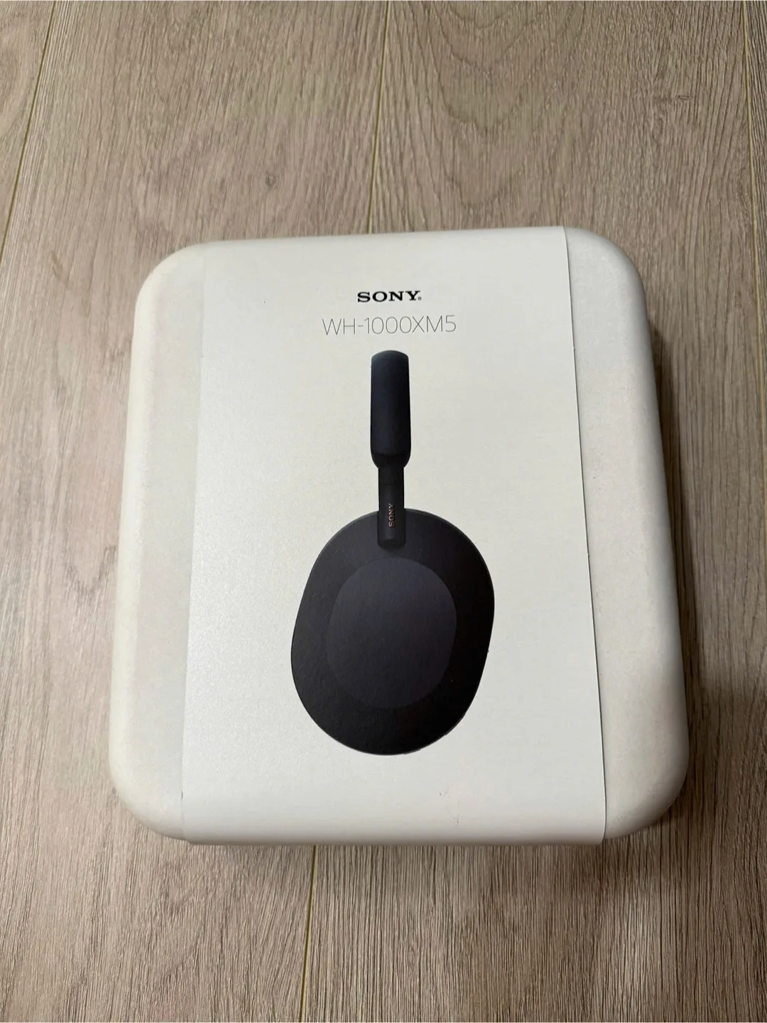 Sony WH-1000XM5 thumbnail