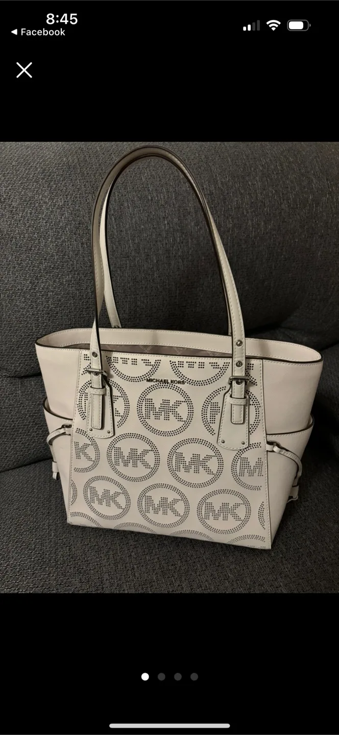 Michael Kors White Tote Bag thumbnail