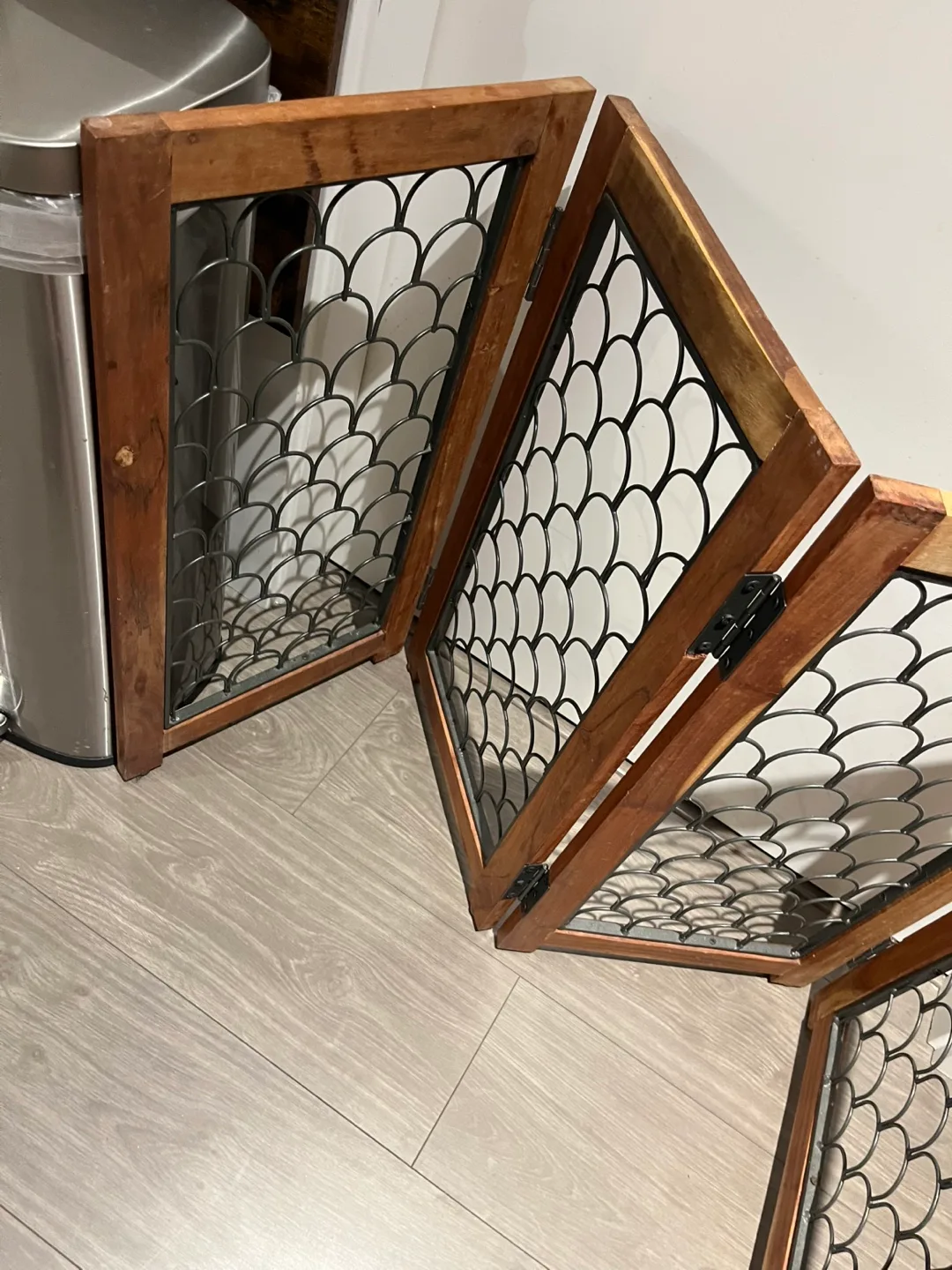 Folding Pet Gate image indicator(2)