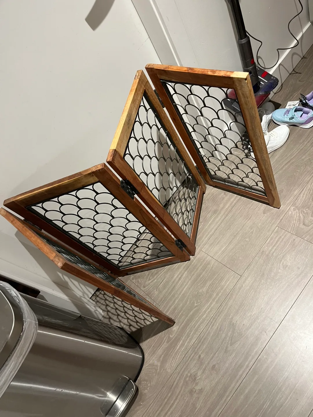 Folding Pet Gate image indicator(3)