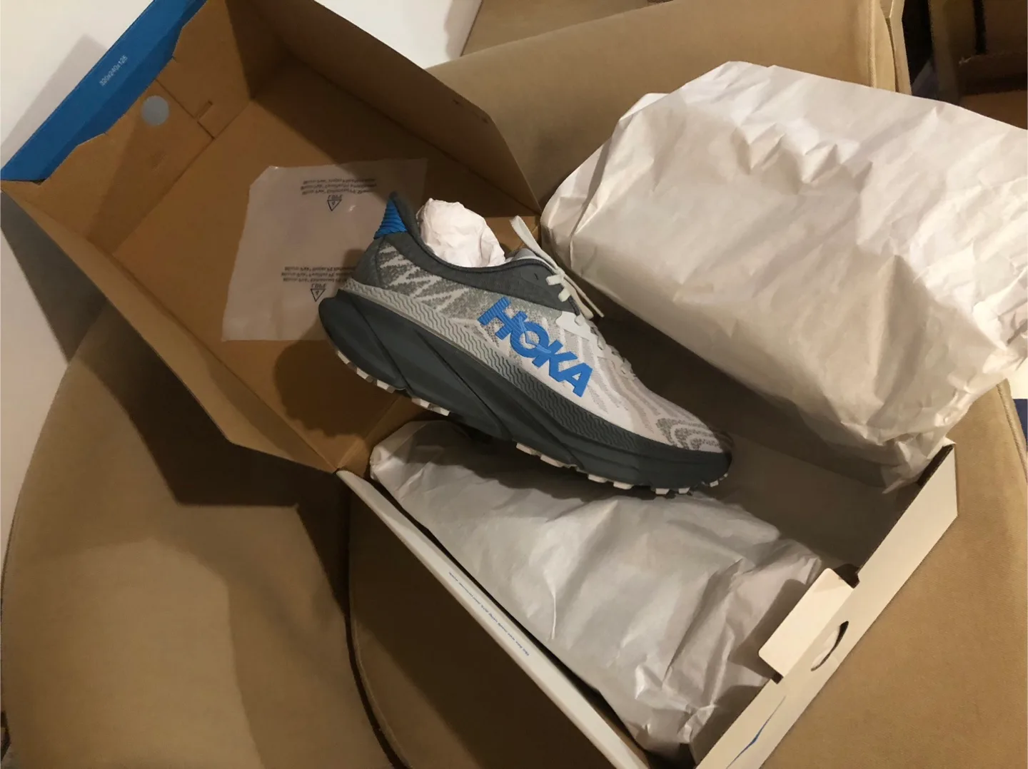 Hoka Challenger 7 Trail Running Shoes Size 9.5 - New in Box! image indicator(3)