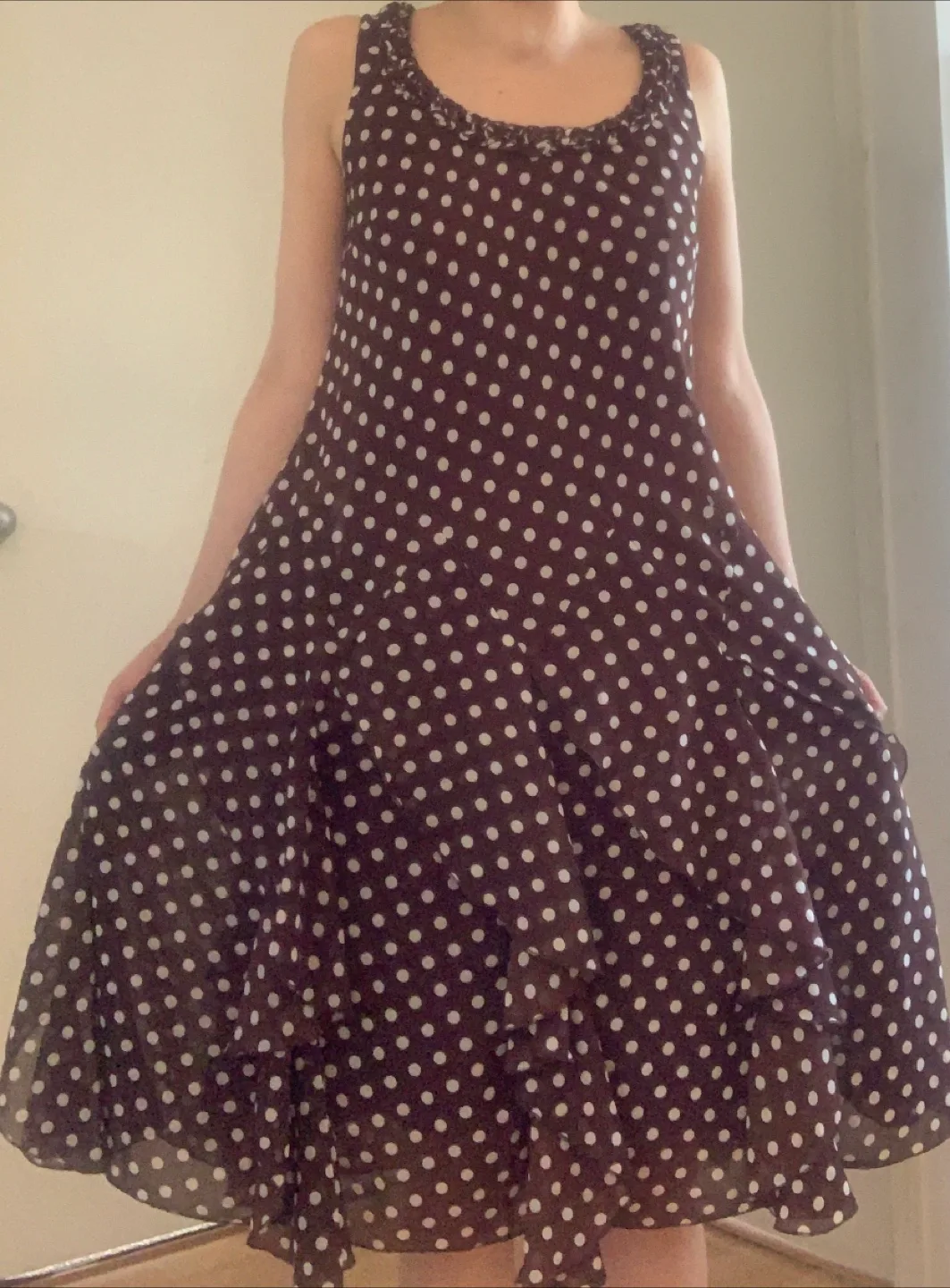 brown dress image indicator(2)