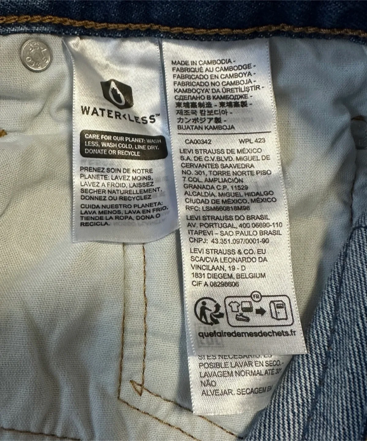 Levi’s 501 Mid Thigh Women’s Shorts | Medium Wash image indicator(7)