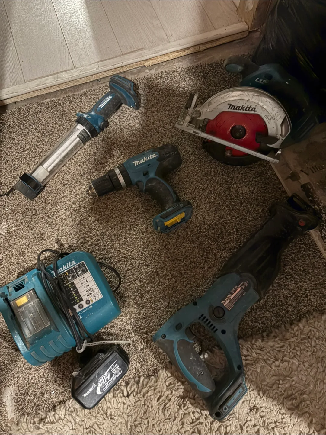 Makita LXT Power Tool Set