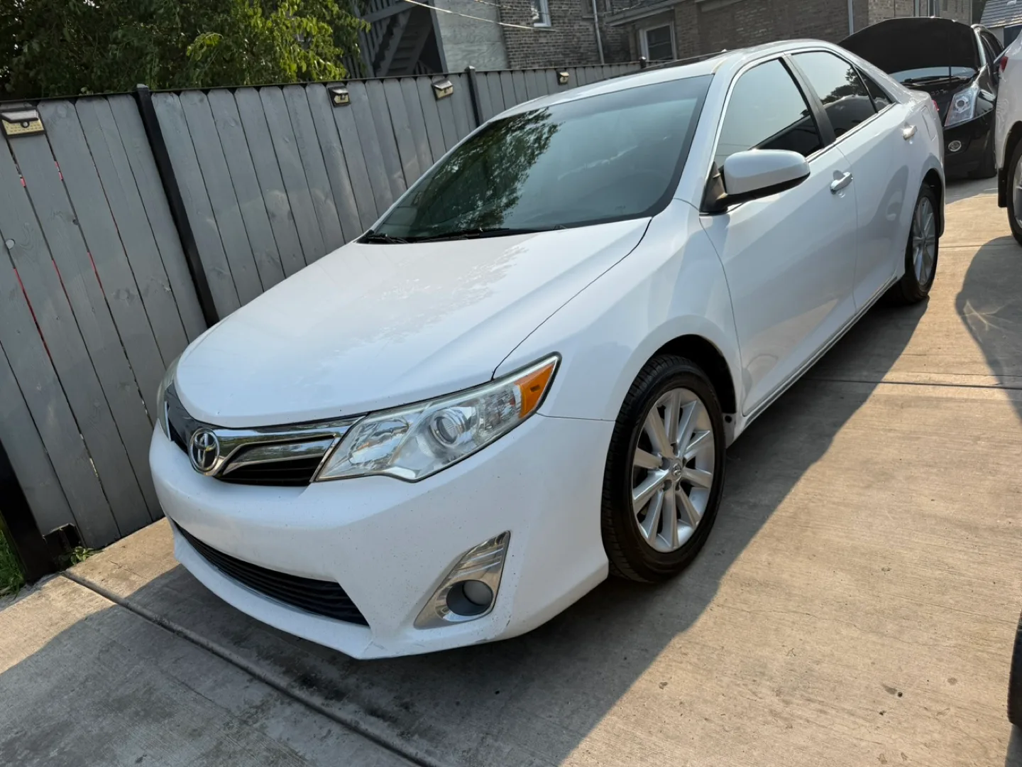 2012 Toyota camry thumbnail