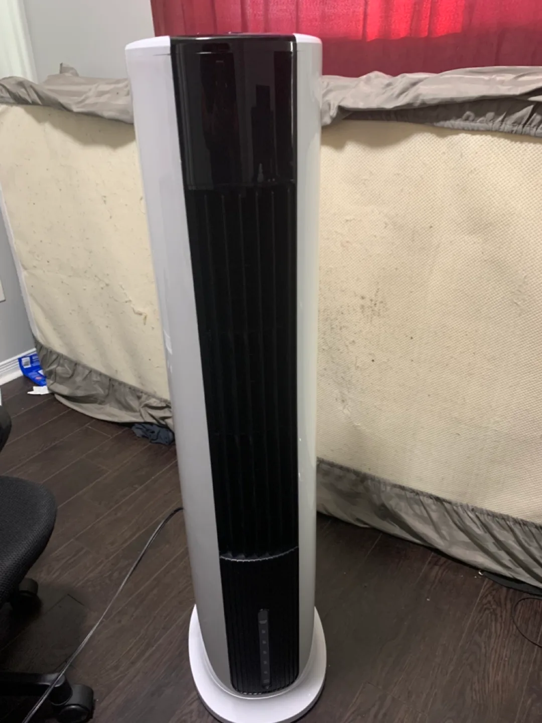 Tower Fan with Remote thumbnail