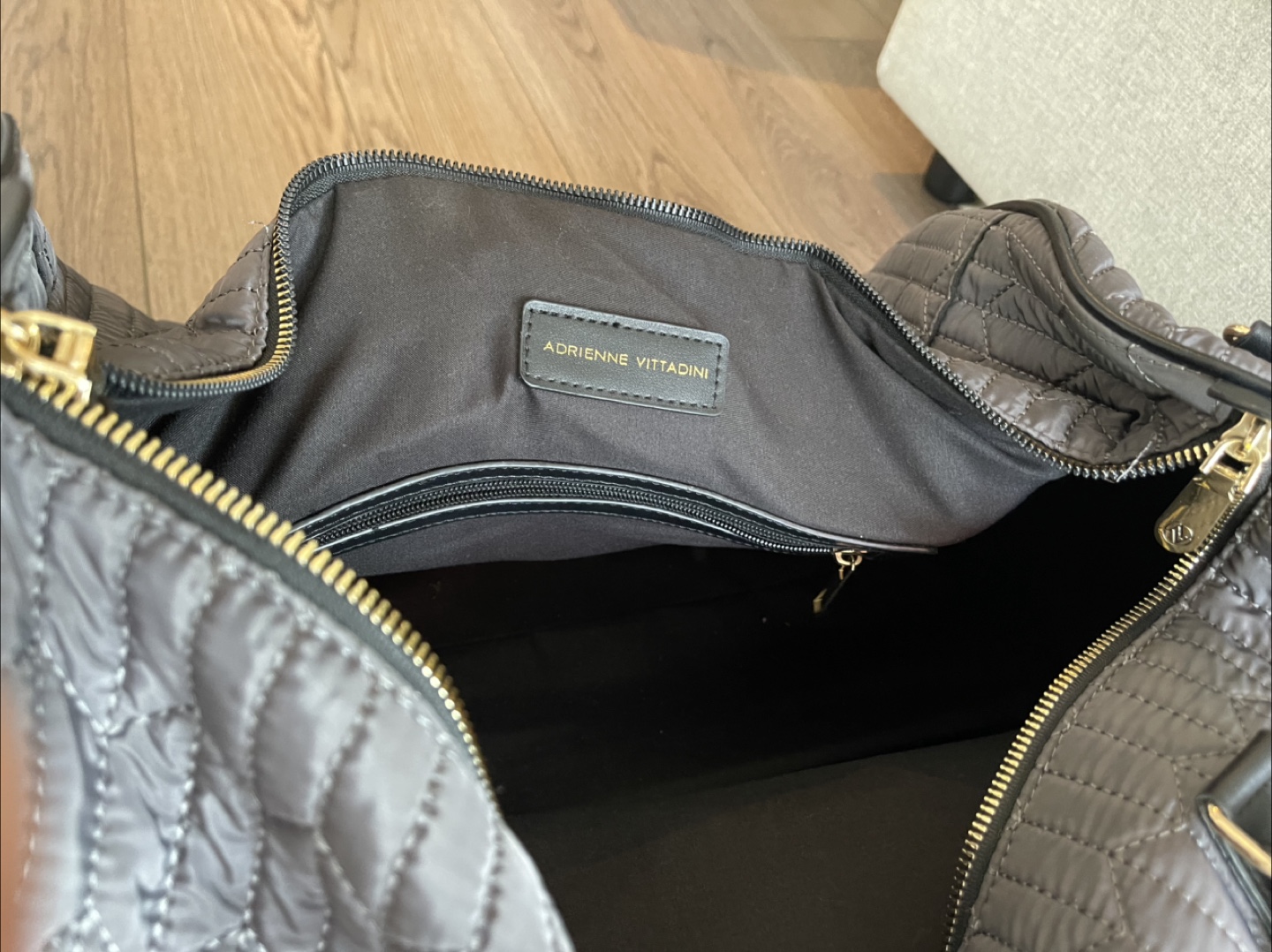 Adrienne Vittadini Grey Quilted Duffle Bag - photo 3