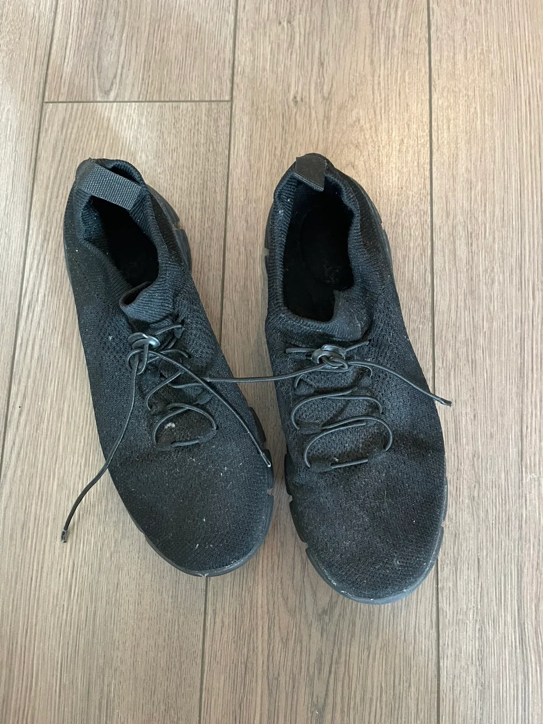 Bambi Black Running Shoes Size 38 W thumbnail