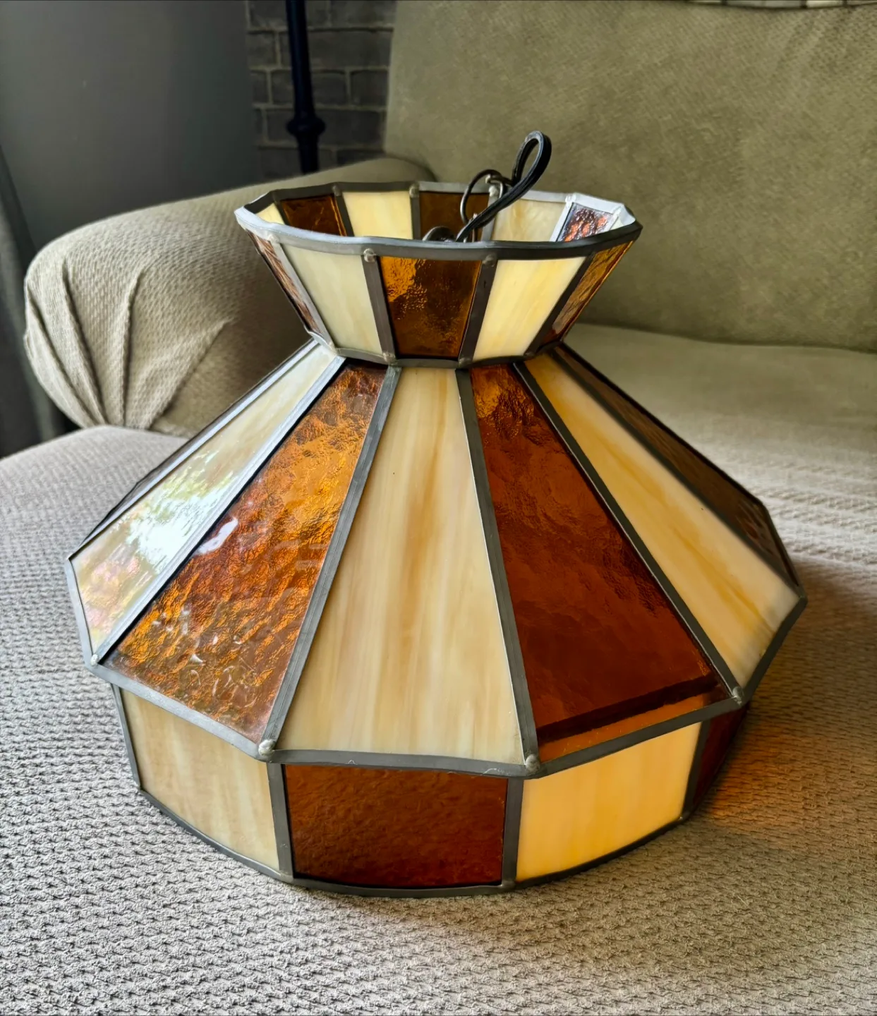 Vintage Stained Glass Hanging Lamp image indicator(2)