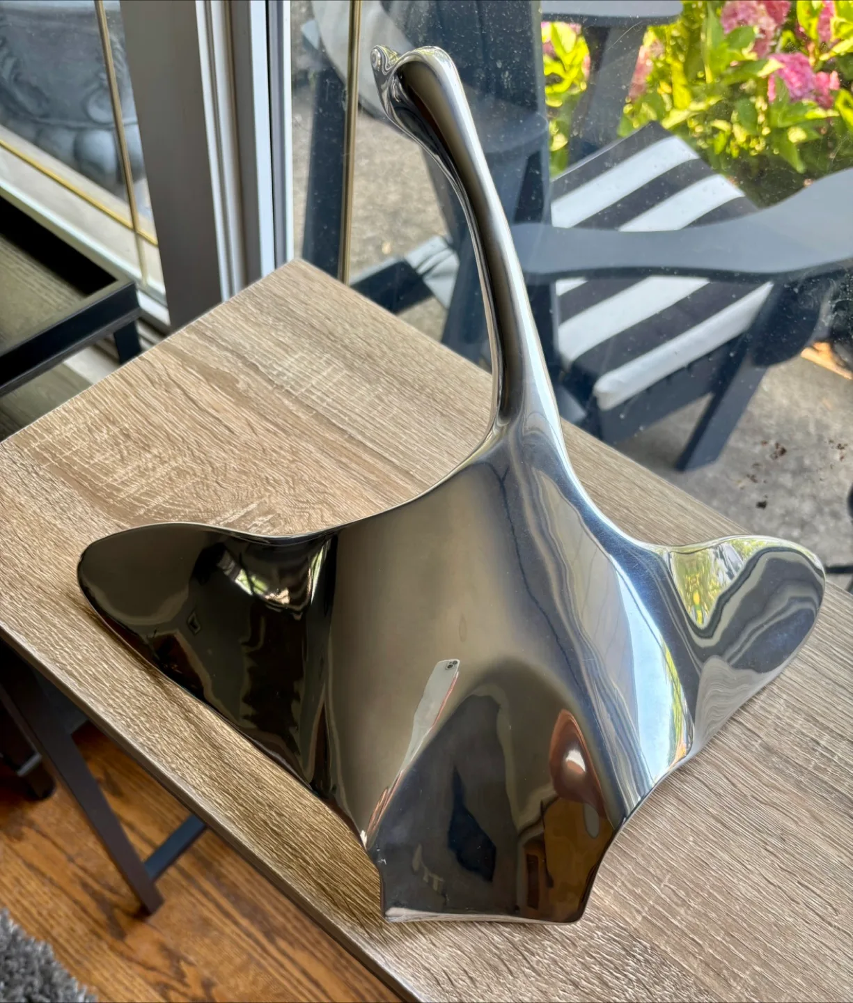 Hoselton Flying Goose Sculpture image indicator(3)