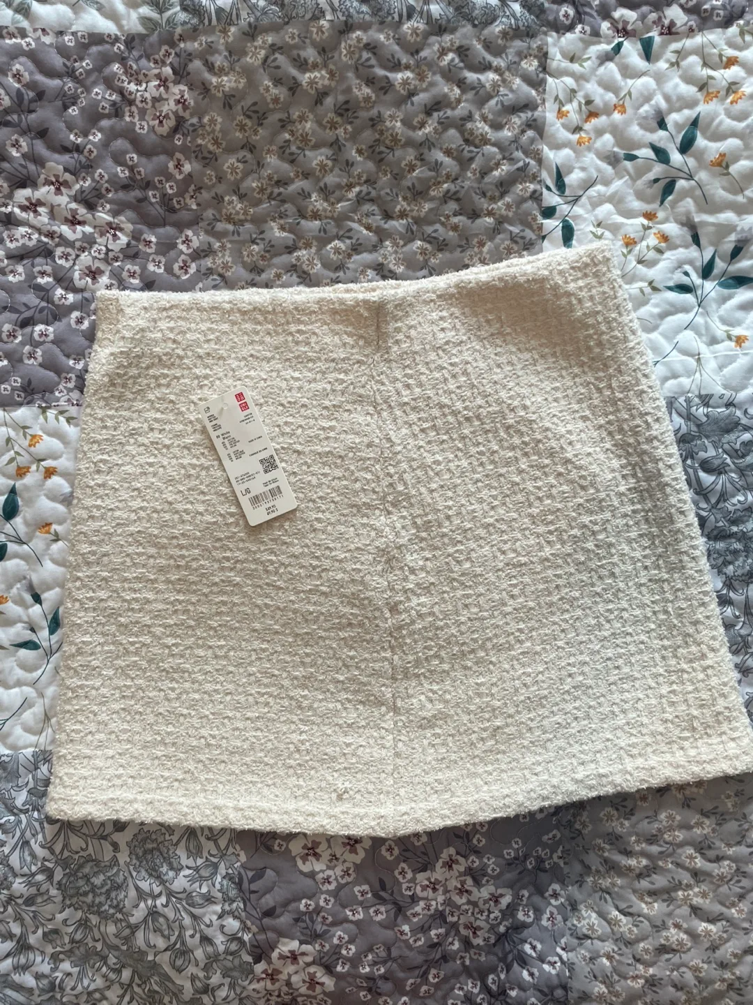 NWT Uniqlo White Knit Mini Skirt - Size L/G image indicator(2)