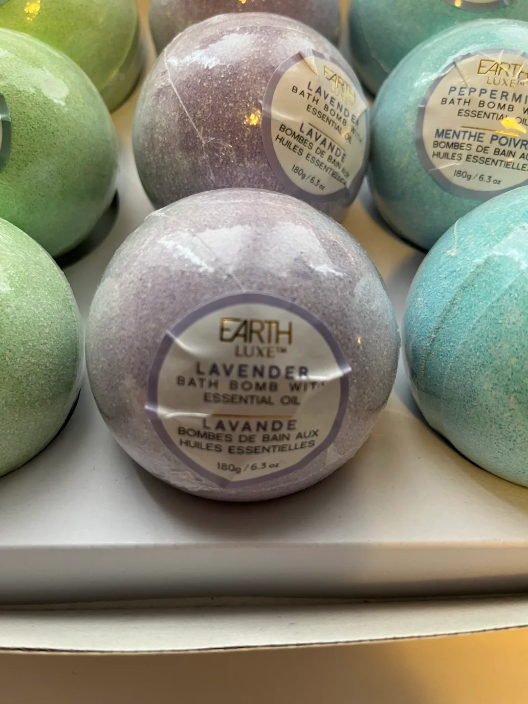 Earth Luxe Bath Bombs with Essential Oil thumbnail