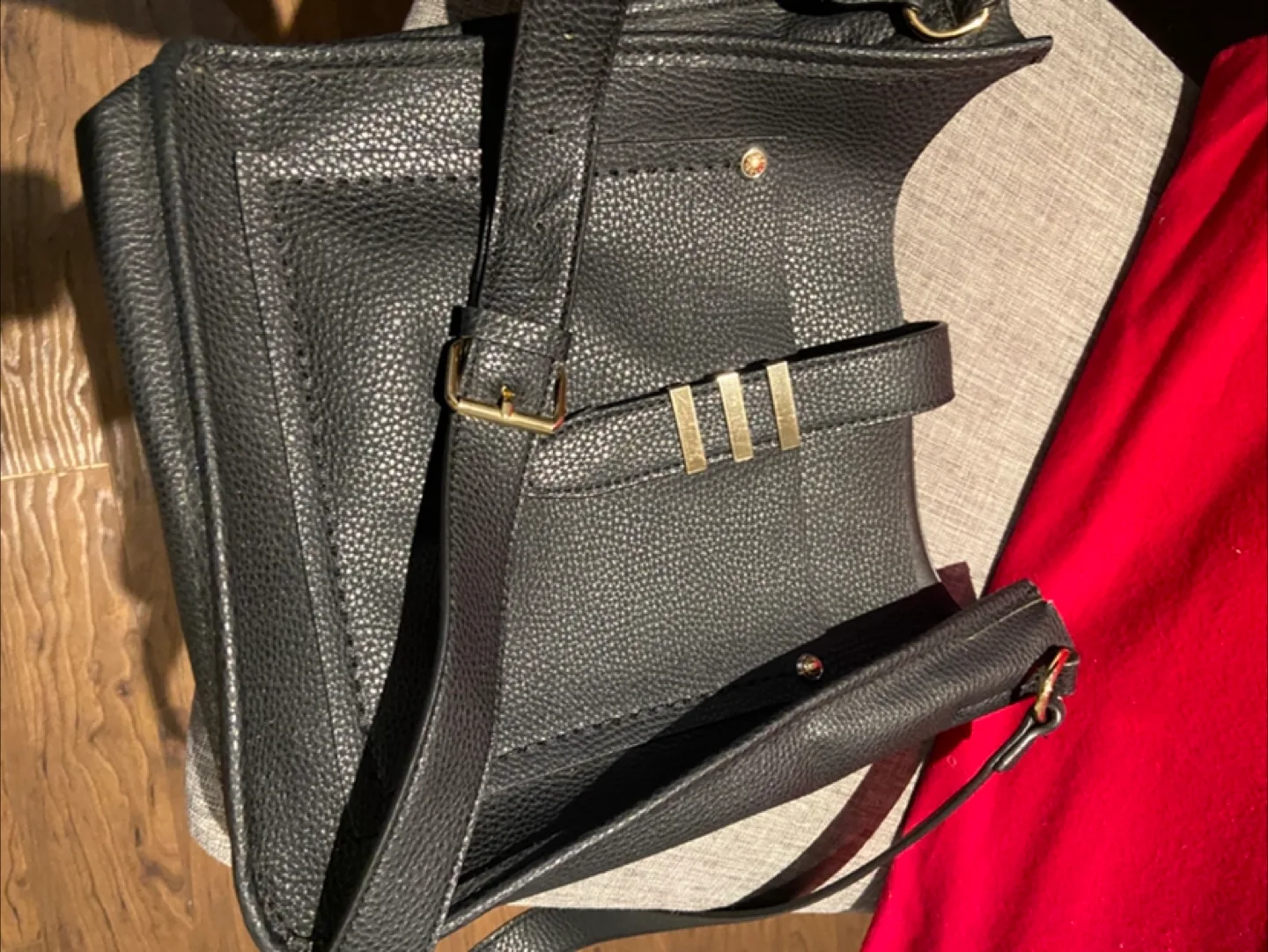 Black Shoulder Bag image indicator(2)