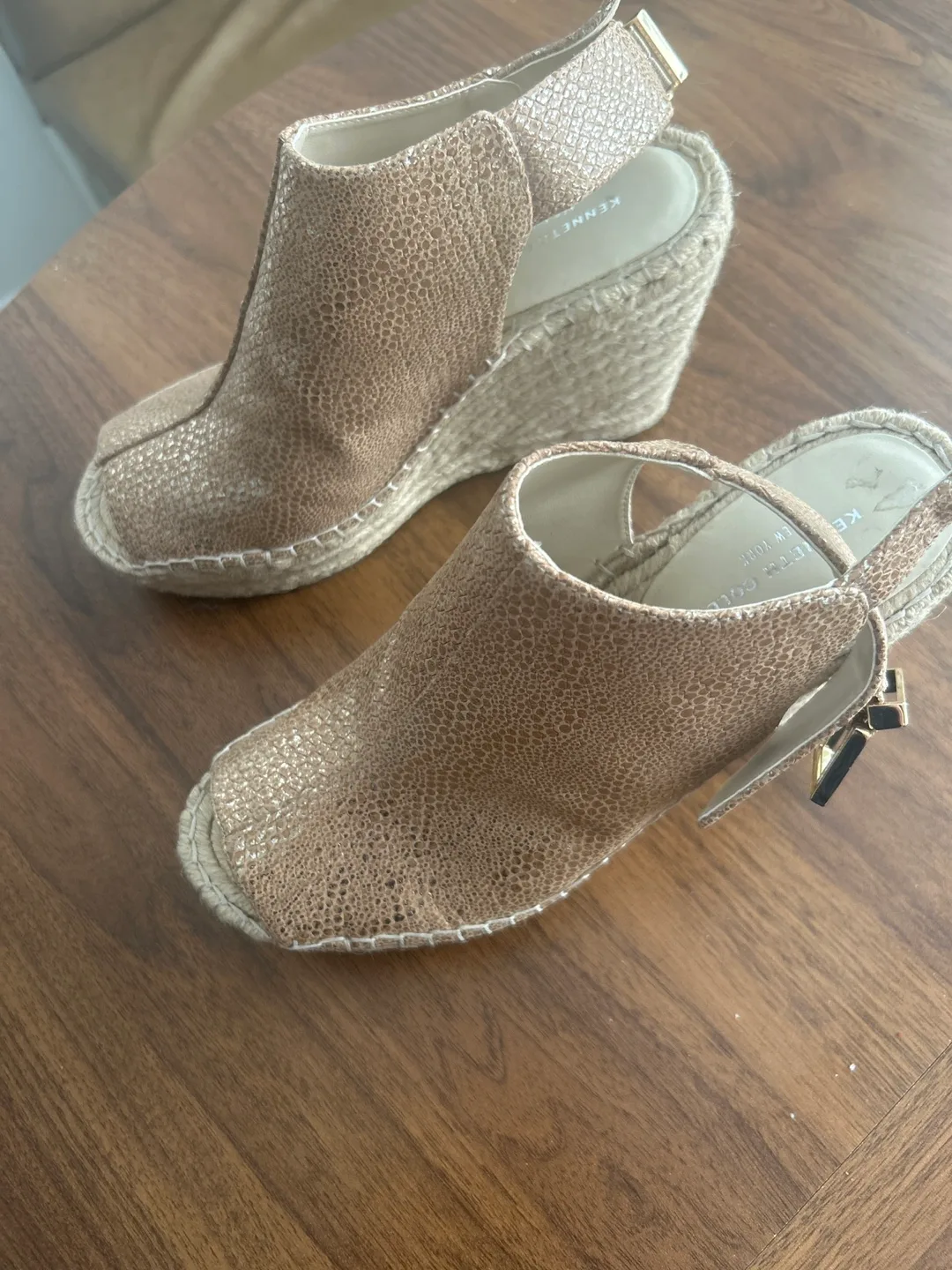 Kenneth Cole Gold Wedges size 9 image indicator(2)