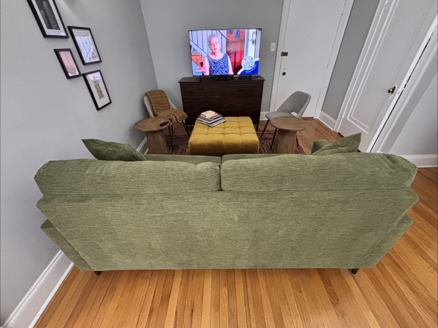 Green Sofa - photo 2