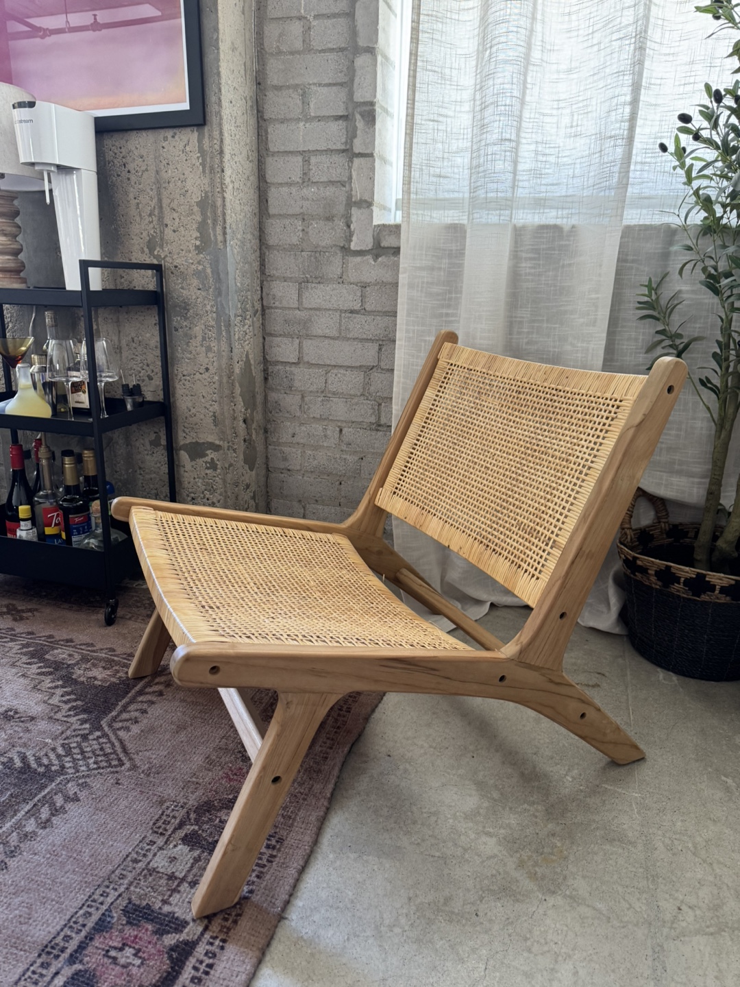 Structube SERBI Teak and Rattan Lounge Chair - photo 2