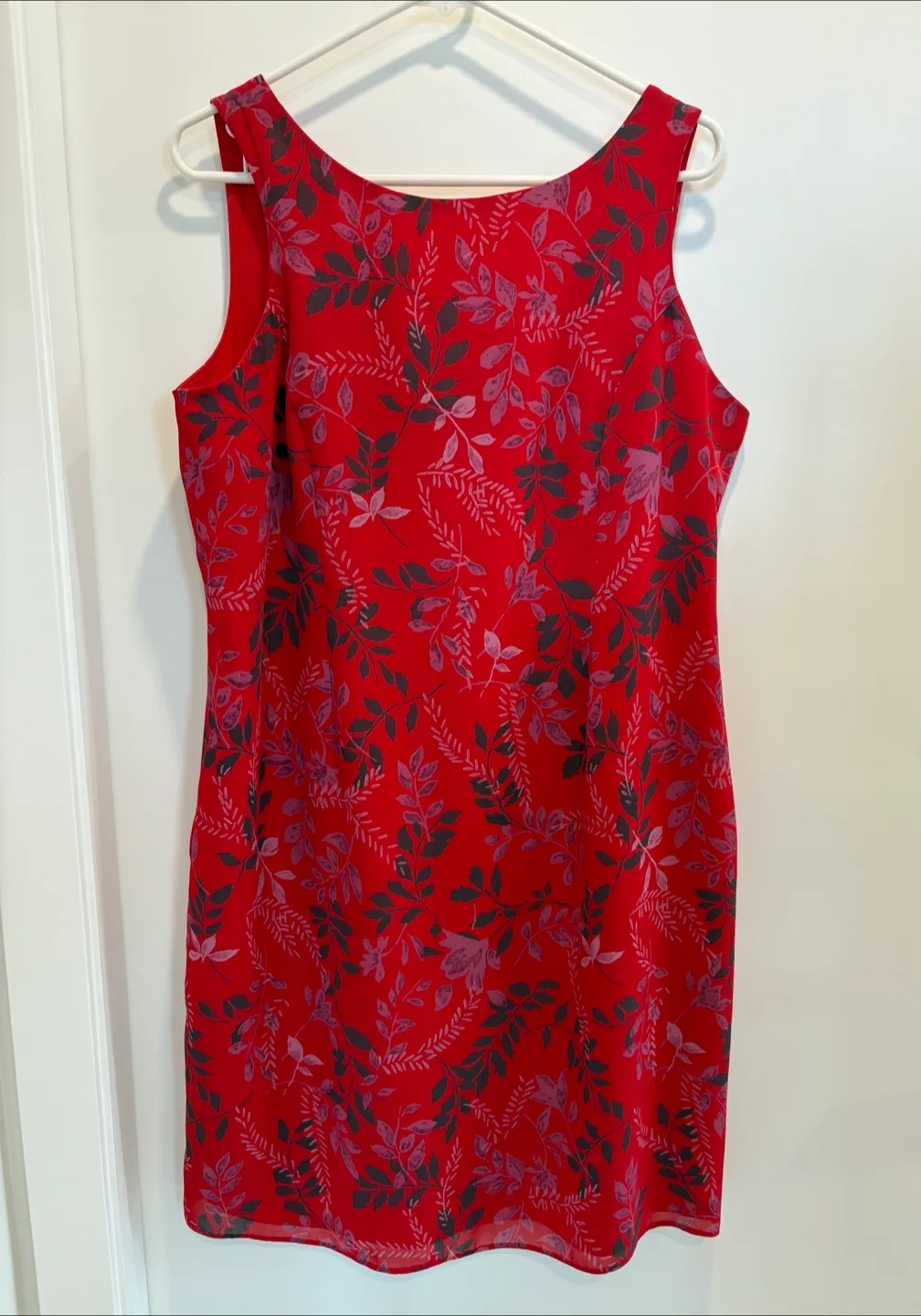 Cute short dress 42” pit to pit size 18 thumbnail