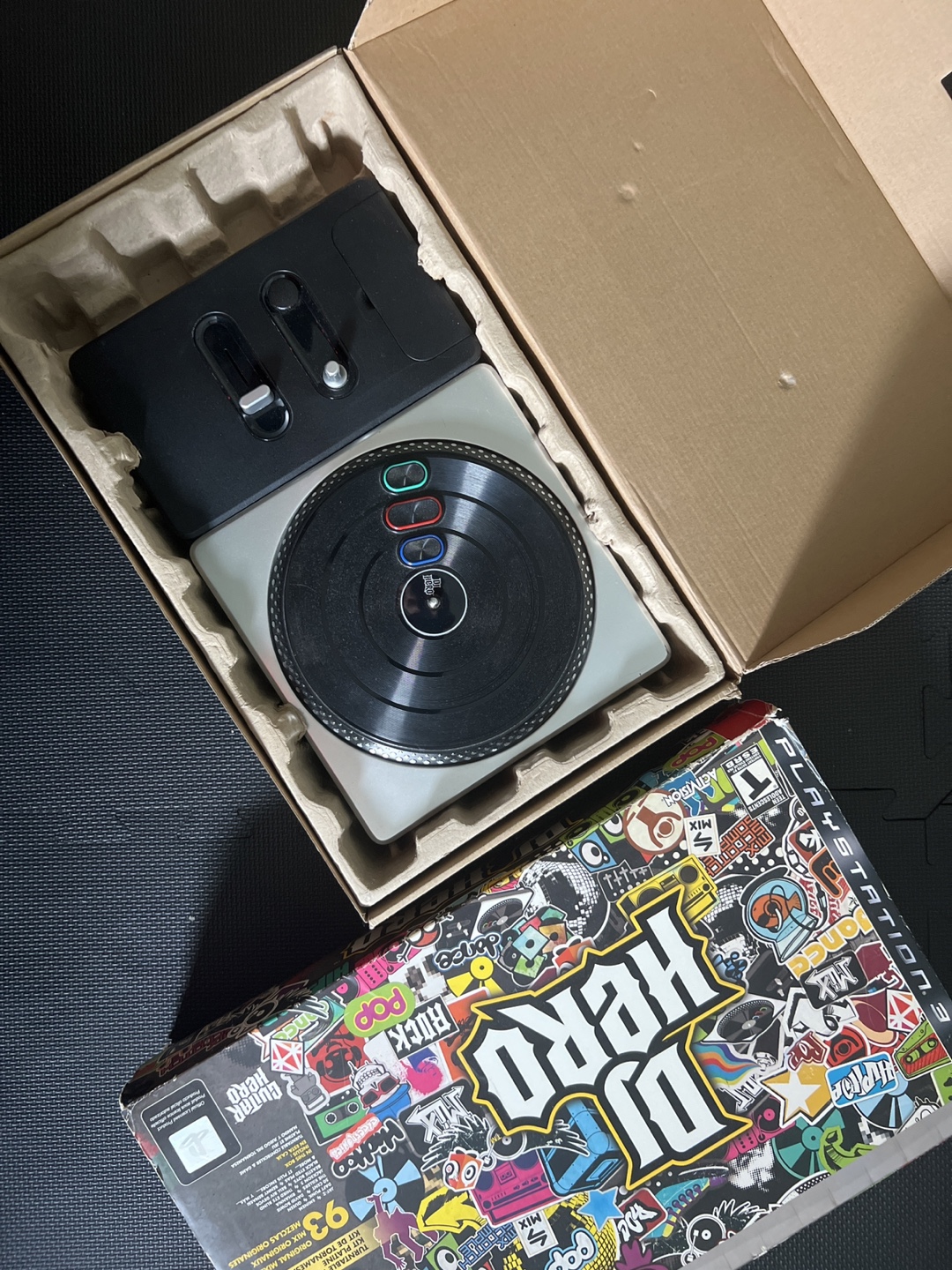 DJ Hero Turntable Kit for PlayStation 3 - photo 2