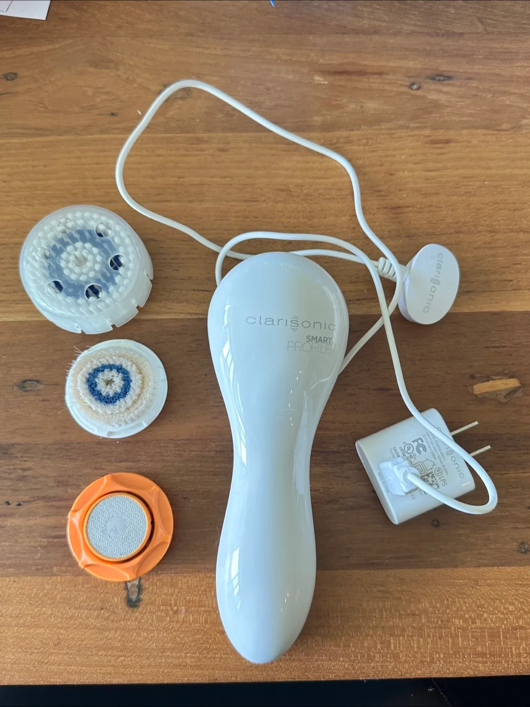 Clarisonic Smart Profile Facial Cleansing Brush thumbnail