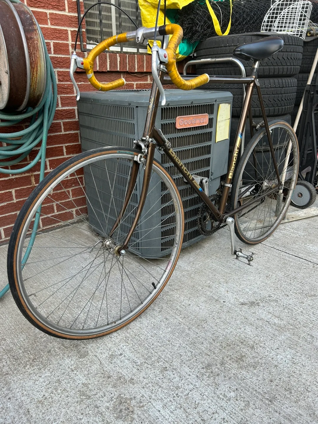 Bianchi Road Bike - Brown/Gold thumbnail