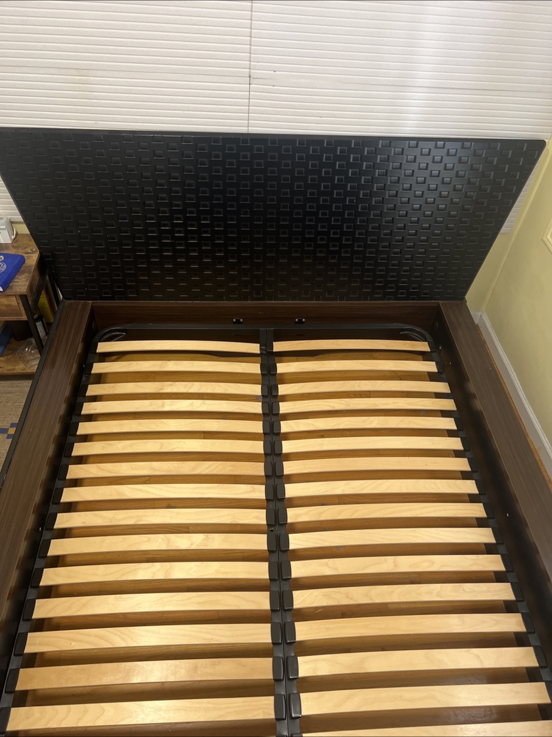 Dark Brown Platform Bed Frame QUEEN - photo 4