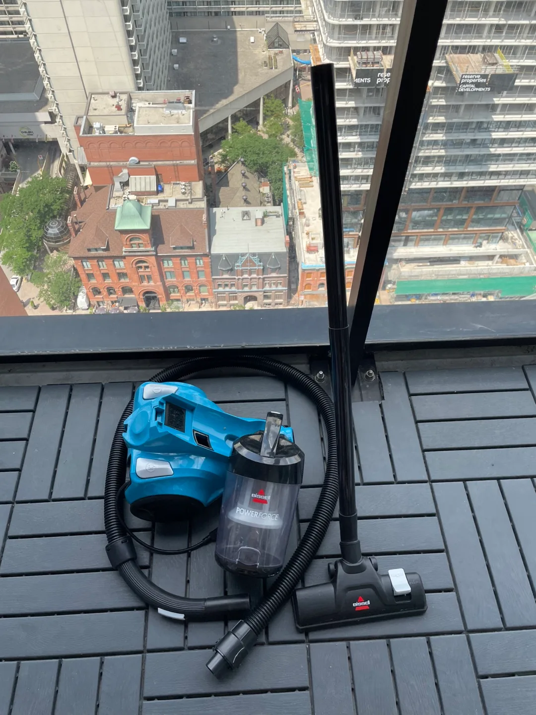 Bissell Powerforce Bagless Canister Vacuum image indicator(6)