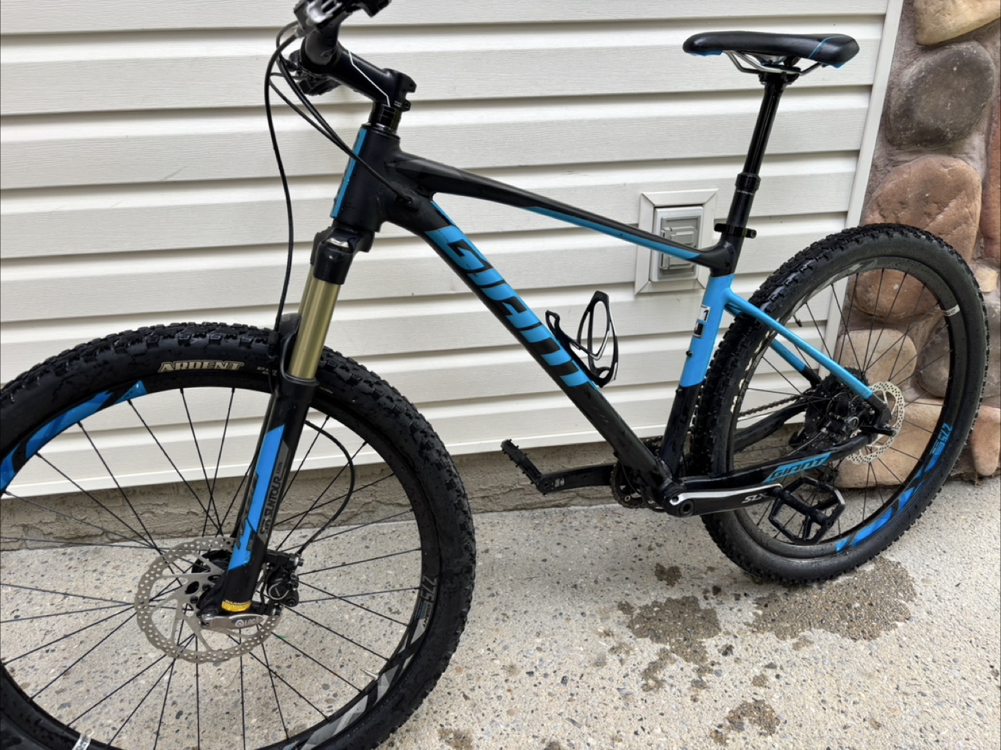 Giant Fathom 1 Mountain Bike - Size Medium - photo 2