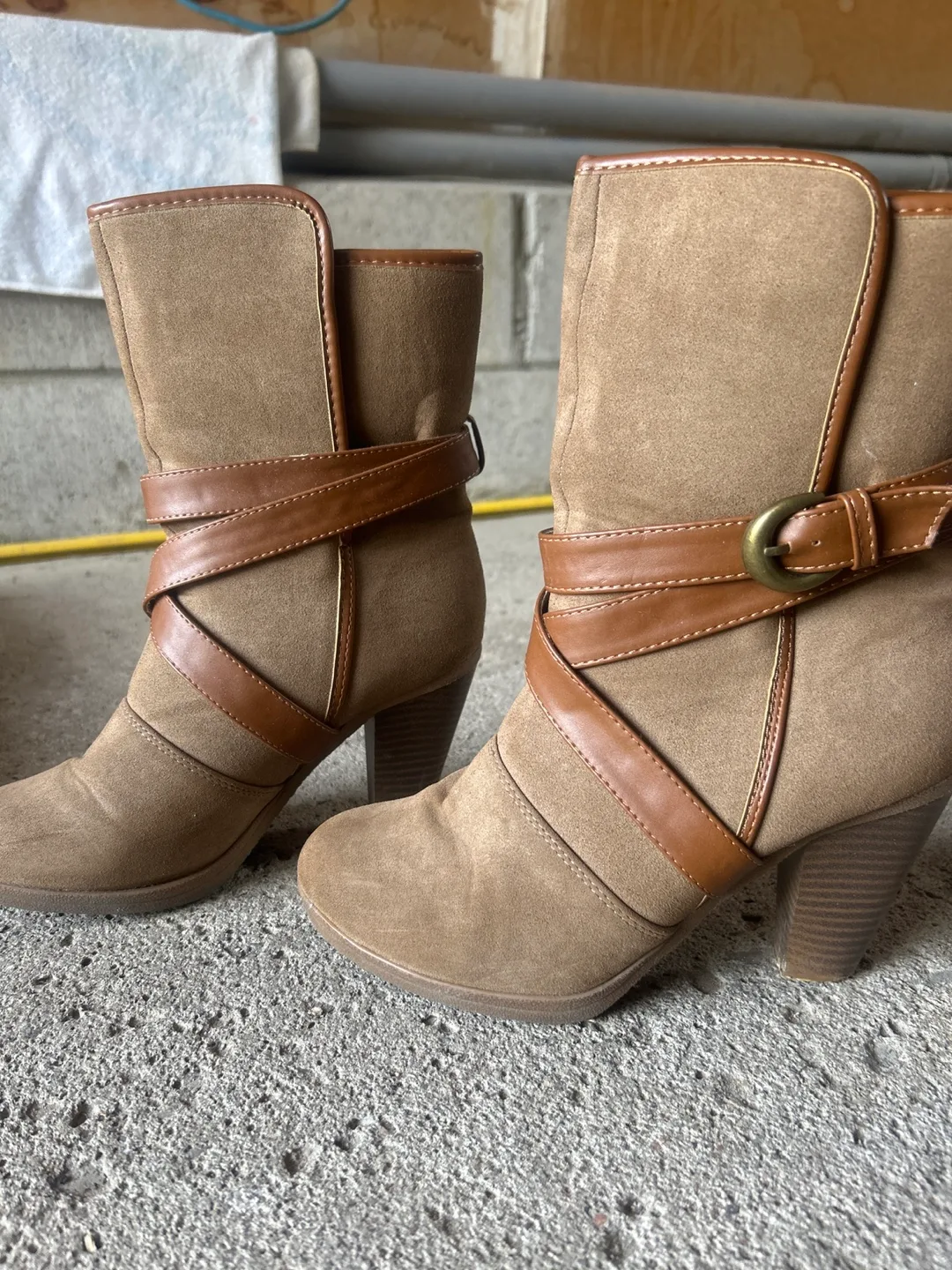 Brown mid calf Boots with Straps thumbnail