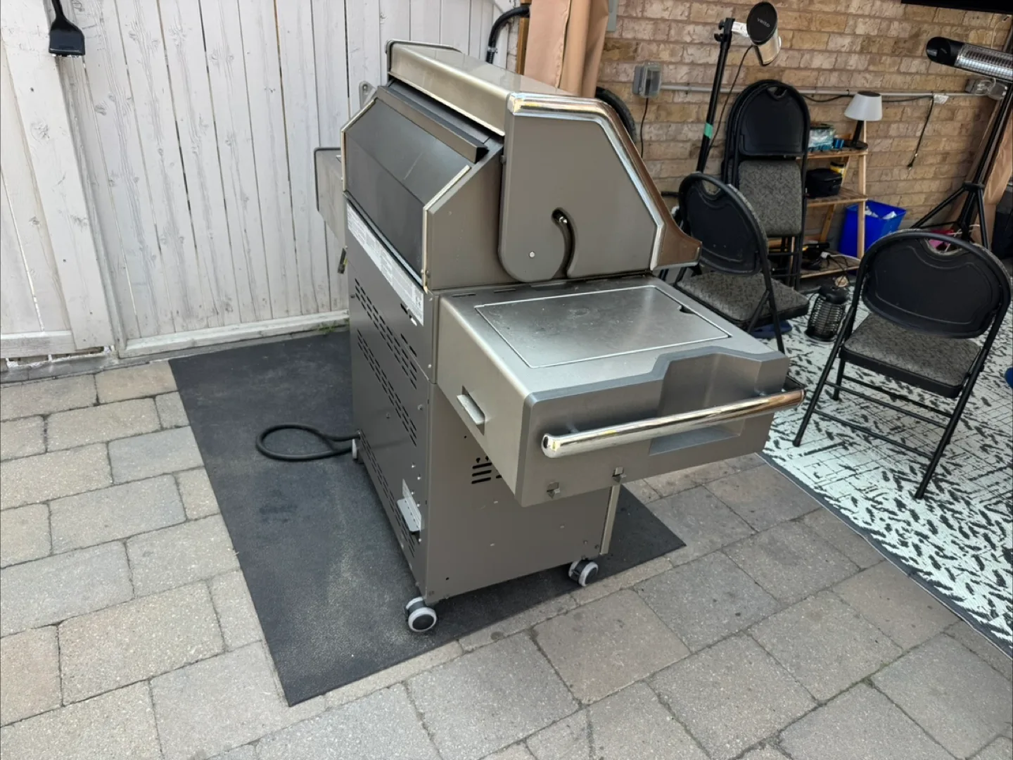 Napoleon Prestige Pro BBQ Grill image indicator(2)