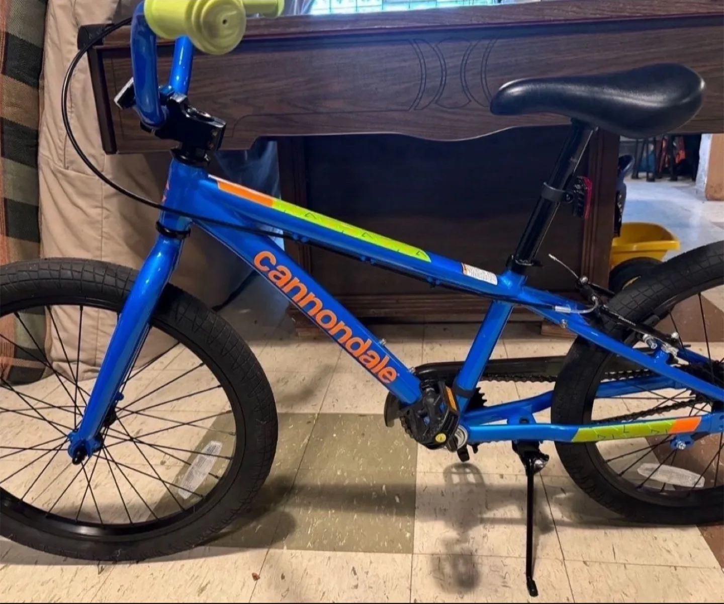 Cannondale Blue Kids Bike thumbnail
