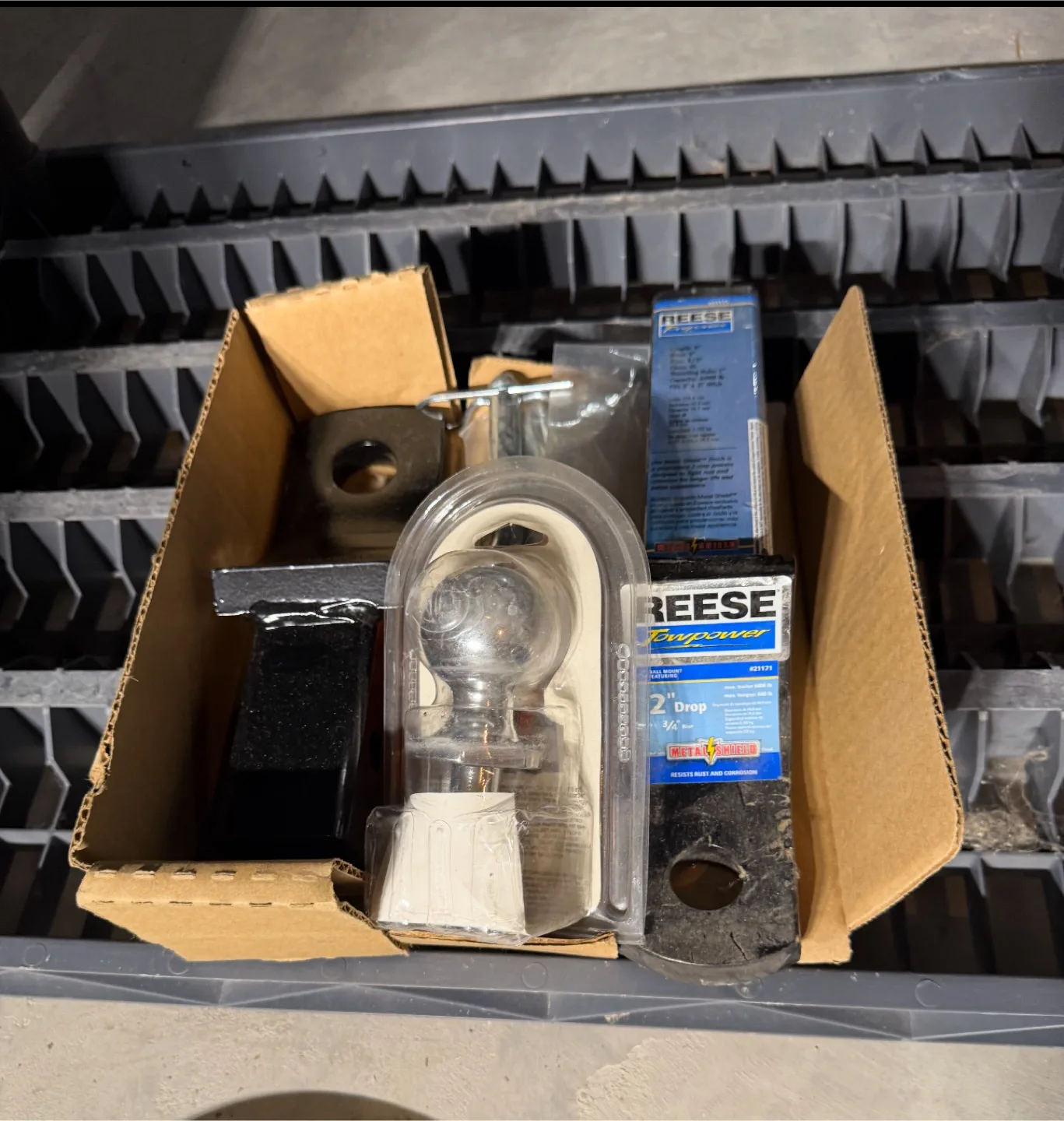 Reese Towpower Tow Hitch Kit thumbnail