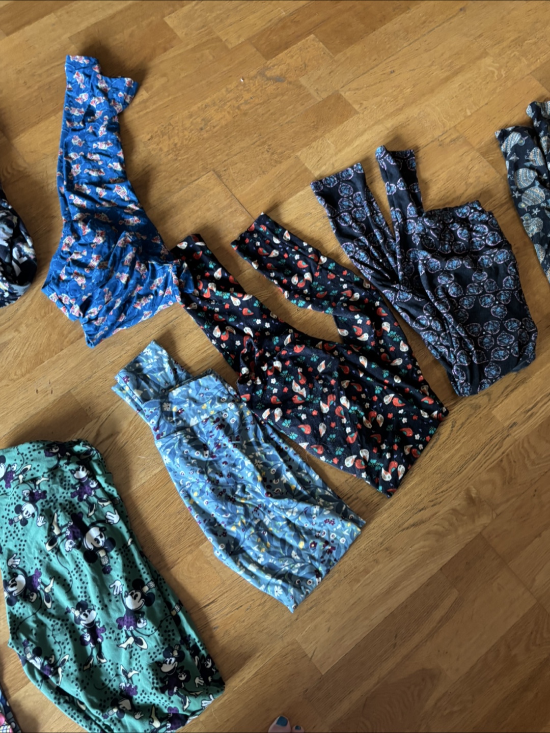 leggings!  16 pairs of lularoe leggings! - photo 2
