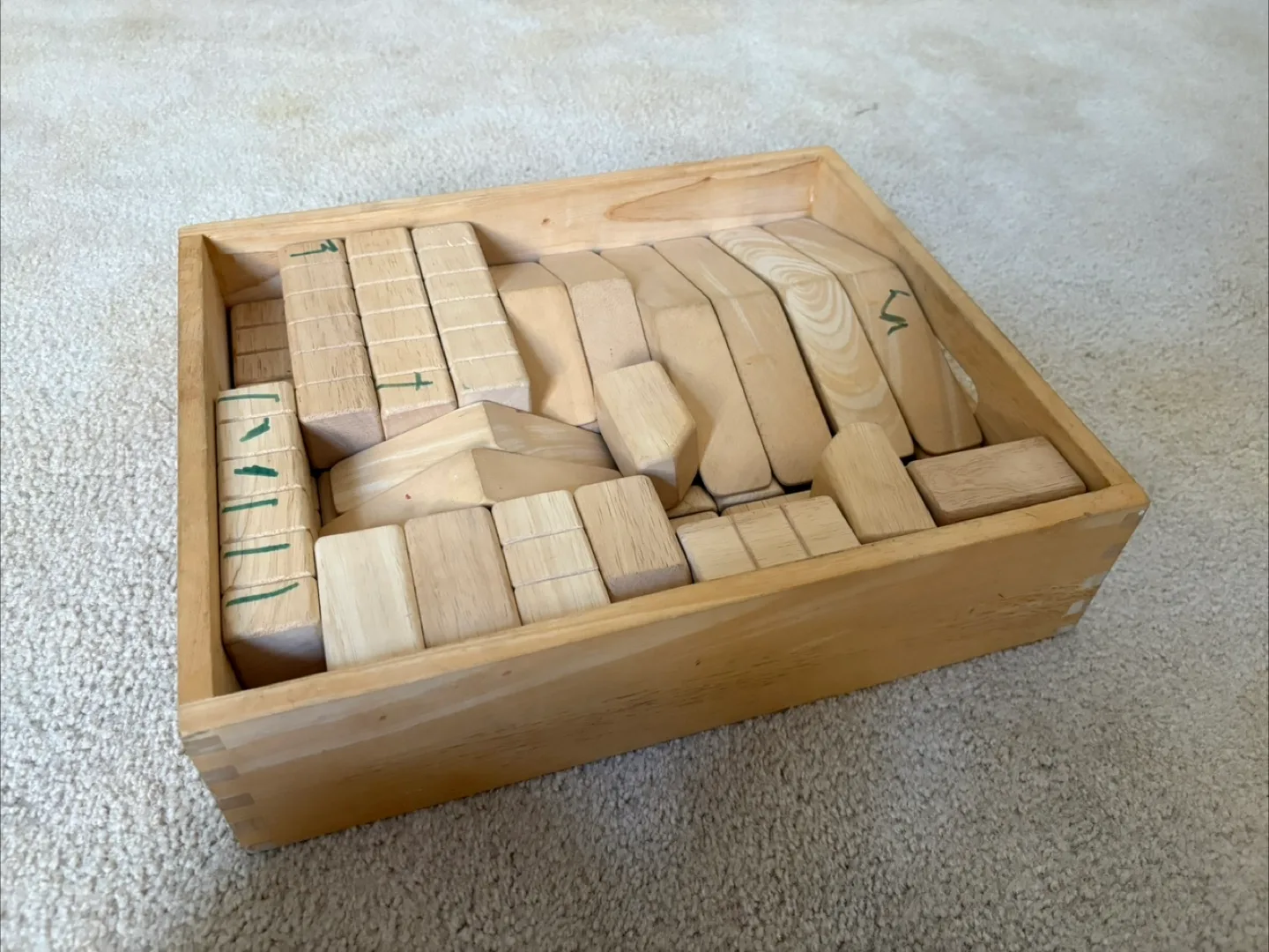 Wooden Building Blocks Set thumbnail