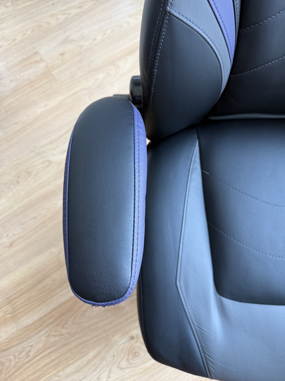 Emerge Gaming Chair ; work chair - photo 5