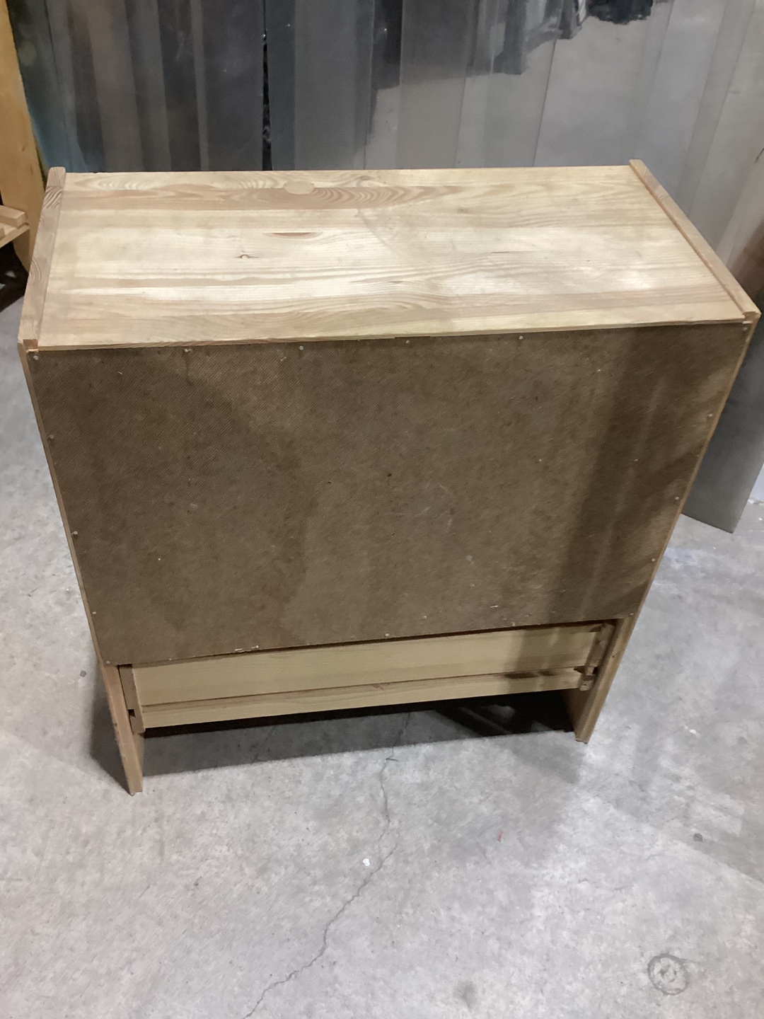 Wooden 3-Drawer Dresser - photo 5