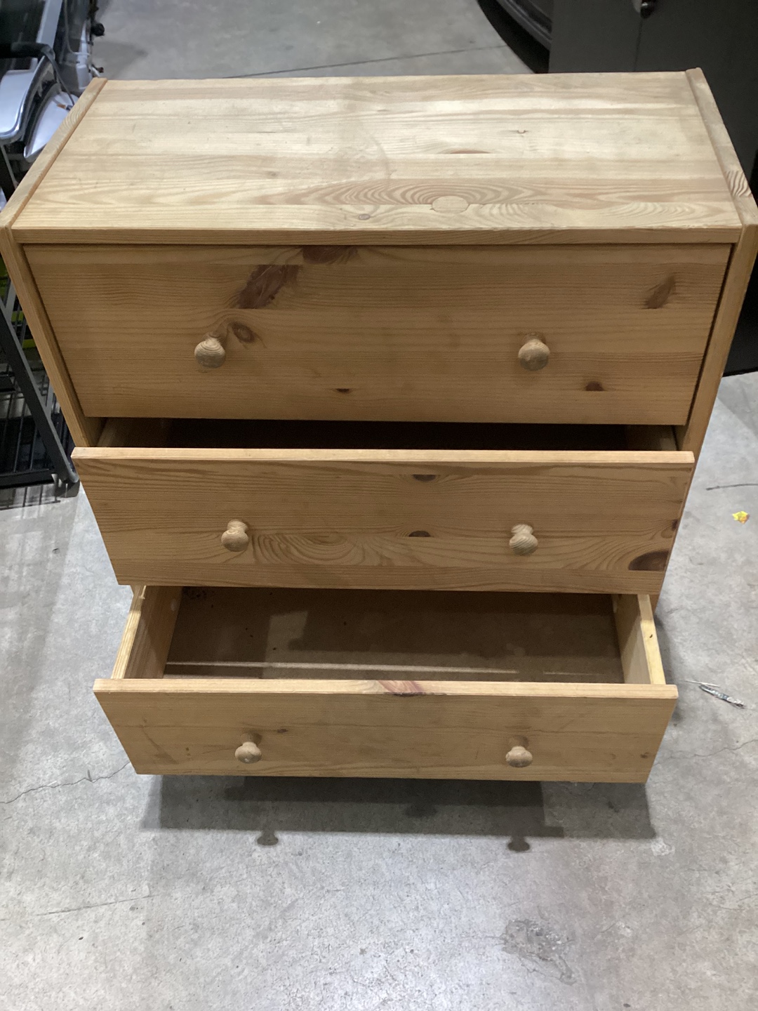 Wooden 3-Drawer Dresser - photo 3